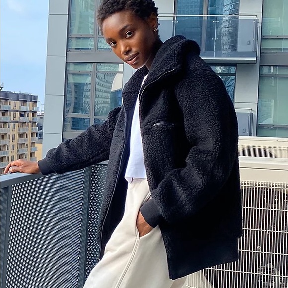 Aritzia Wilfred Free The Teddy Sherpa Jacket - Picture 4 of 11